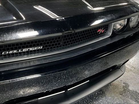 Used 2014 Dodge Challenger R/T RWD image 23