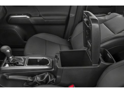Used 2019 Toyota Tacoma TRD Sport AWD/4WD image 9