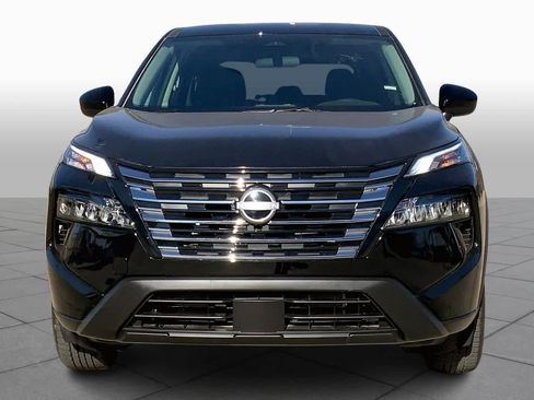 Used 2026 Nissan Rogue SV image 3