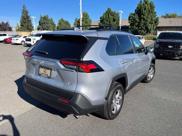 Used 2024 Toyota RAV4 XLE w/ Convenience Package FWD image 3