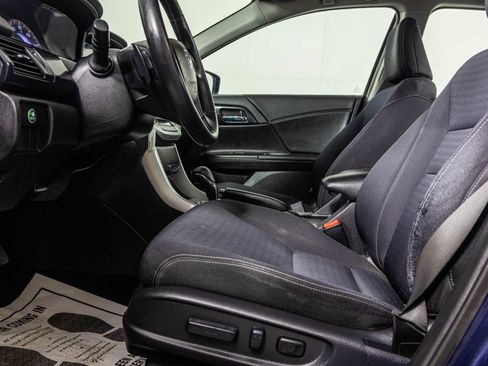 Used 2015 Honda Accord Sport image 19