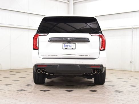 Used 2024 GMC Yukon Denali Ultimate AWD/4WD image 7