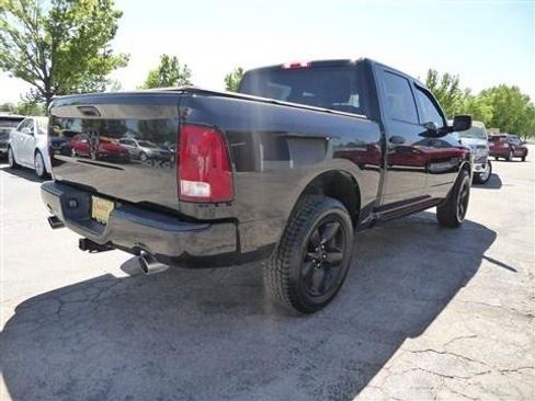Used 2017 RAM 1500 Express w/ Black Ram 1500 Express Group AWD/4WD image 6