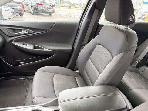 Used 2024 Chevrolet Malibu LT FWD image 16