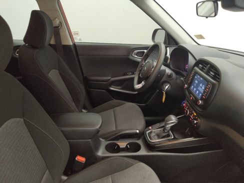 Used 2020 Kia Soul S FWD image 21