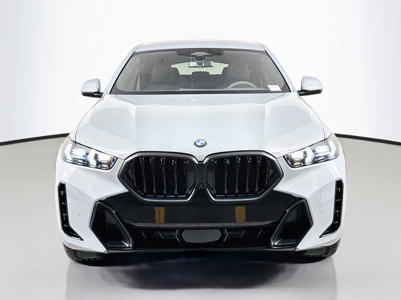 New 2027 BMW X6 xDrive40i w/ Executive Package AWD/4WD image 2