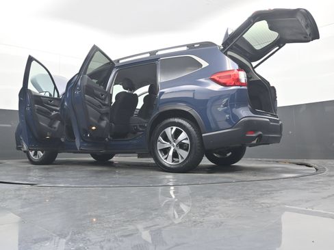 Used 2025 Subaru Ascent Premium AWD/4WD image 39