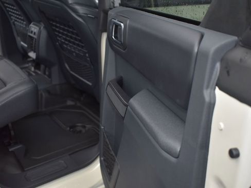 New 2025 Ford Bronco Badlands image 17