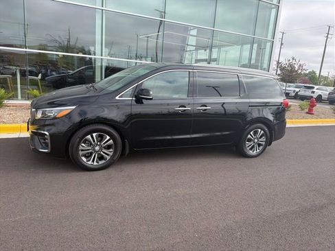 Used 2019 Kia Sedona SX FWD image 2