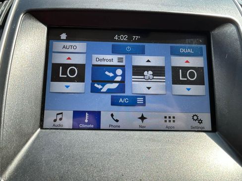 Used 2016 Ford Edge SEL w/ Equipment Group 201A AWD/4WD image 24