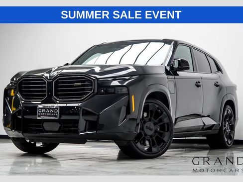 Used 2023 BMW XM AWD/4WD image 1