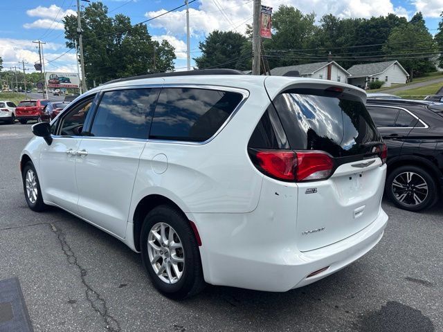 Used 2021 Chrysler Voyager Lxi FWD image 4