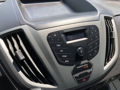 Used 2018 Ford Transit 250 148 Medium Roof RWD image 27