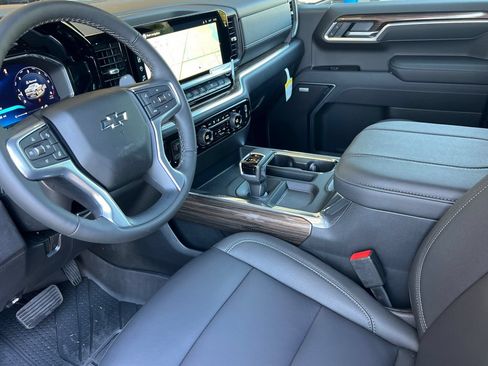 New 2026 Chevrolet Silverado 1500 RST w/ RST All Star Premium Package AWD/4WD image 7