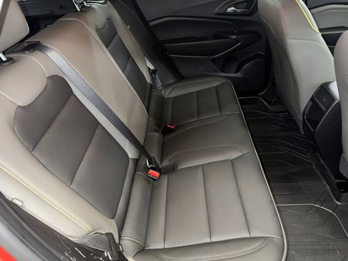 Certified 2024 Chevrolet Trax ACTIV image 27