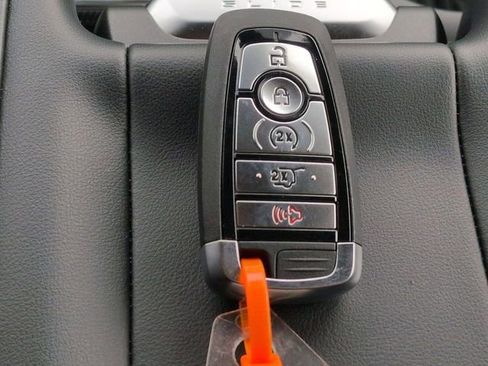 New 2025 Ford Expedition Platinum w/ Stealth Performance Package image 34