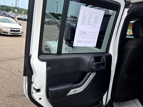 Used 2016 Jeep Wrangler Unlimited Sahara w/ Connectivity Group image 12