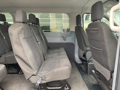 Used 2018 Ford Transit 350 XL RWD image 28