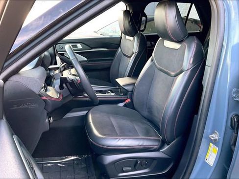 Used 2025 Ford Explorer ST w/ Sun And Sound Package image 24