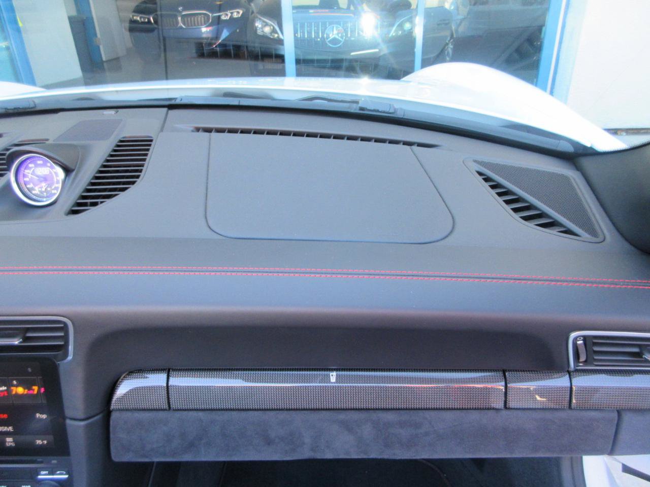 Used 2018 Porsche 911 Carrera GTS Cabriolet image 56