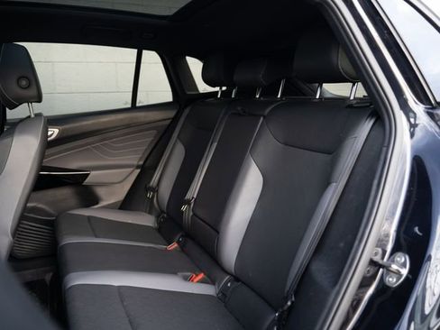 Used 2023 Volkswagen ID.4 Pro S Plus AWD/4WD image 18