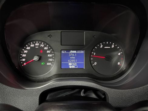 Used 2021 Mercedes-Benz Sprinter 2500 image 21