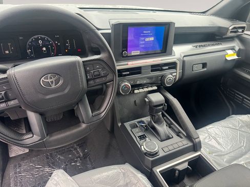 New 2026 Toyota Tacoma SR5 AWD/4WD image 10