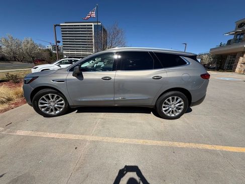 Used 2018 Buick Enclave Premium w/ Experience Buick Package image 2