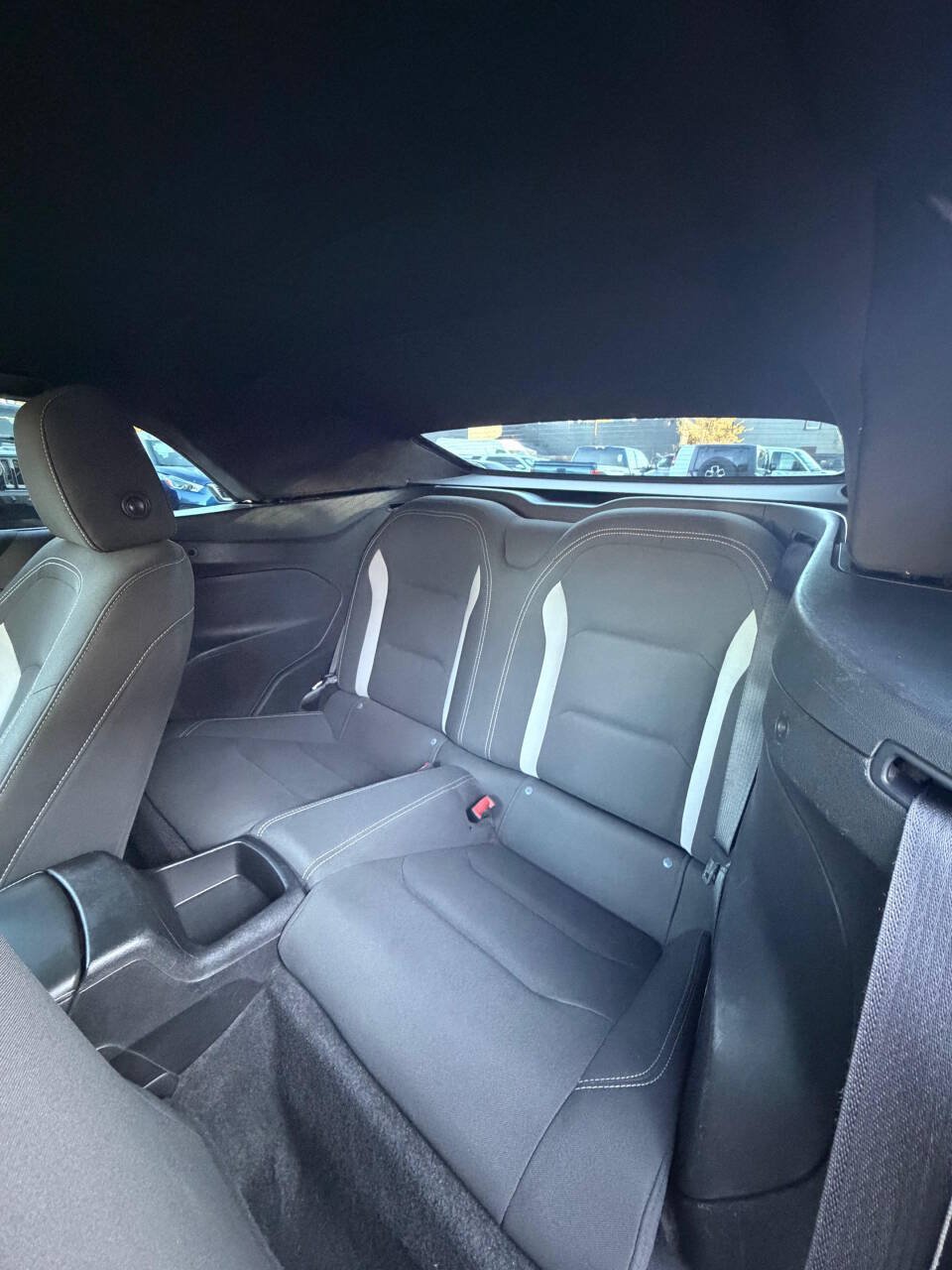 Used 2020 Chevrolet Camaro LT RWD image 17