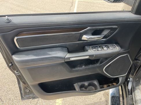 Used 2022 RAM 1500 Laramie AWD/4WD image 24
