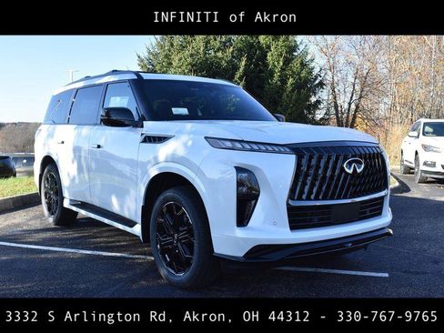 Used 2026 INFINITI QX80 4WD w/ Sport Exterior Package image 8