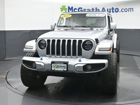 Used 2022 Jeep Wrangler Unlimited Sahara image 5