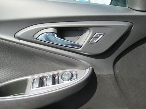 Used 2025 Chevrolet Malibu LT FWD image 21