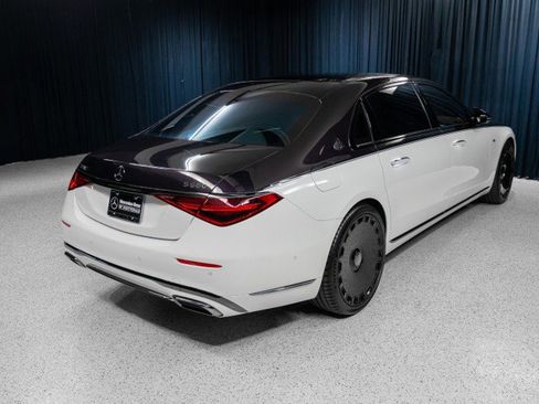 Used 2025 Mercedes-Benz Maybach S 680 4MATIC image 5