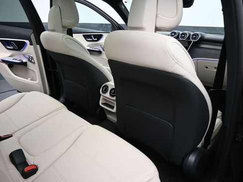New 2026 Mercedes-Benz GLC 300 image 25