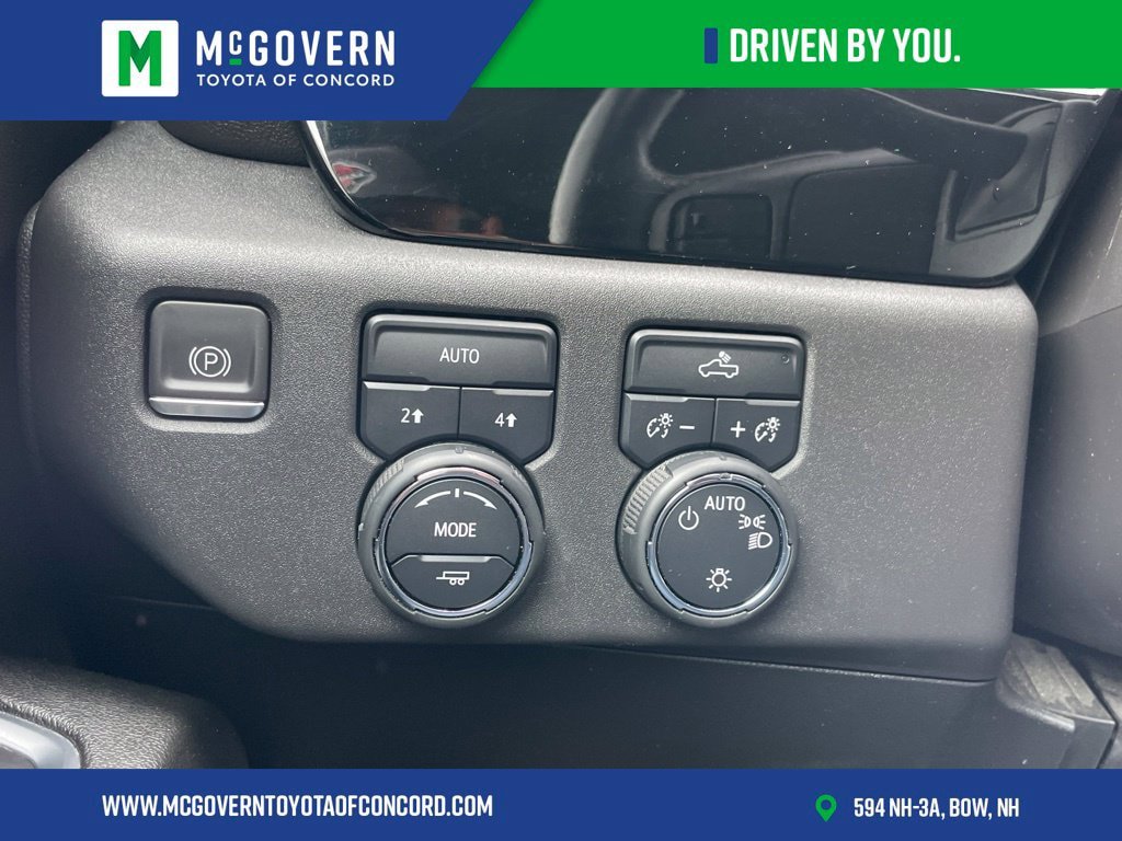 Used 2023 Chevrolet Silverado 1500 LT AWD/4WD image 29