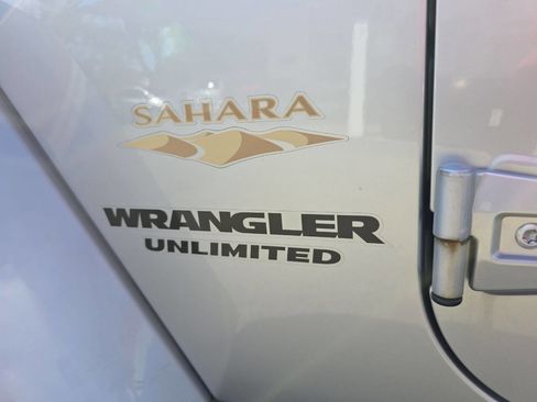 Used 2012 Jeep Wrangler Unlimited Sahara w/ Dual Top Group image 11