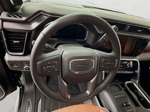 New 2026 GMC Sierra 3500 Denali Ultimate w/ LPO, Black Badging Package image 6