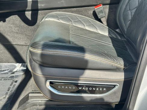 Used 2024 Jeep Grand Wagoneer L Series III image 20