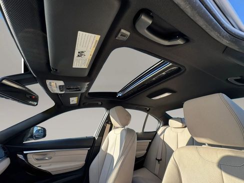 Used 2017 BMW 330i xDrive 330i xDrive Sedan 4D image 12