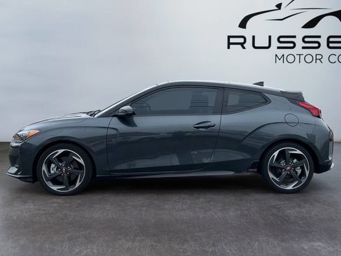Used 2020 Hyundai Veloster Turbo Ultimate image 2
