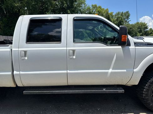 Used 2016 Ford F250 Lariat w/ Lariat Interior Package AWD/4WD image 26