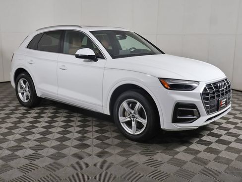 Used 2023 Audi Q5 2.0T Premium w/ Convenience Package AWD/4WD image 53