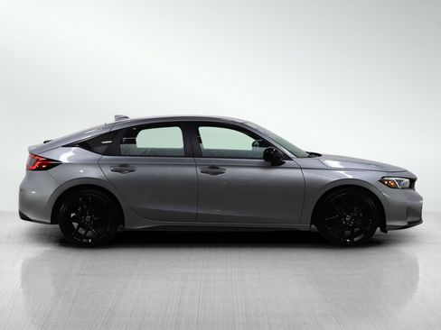 Used 2025 Honda Civic Sport image 6