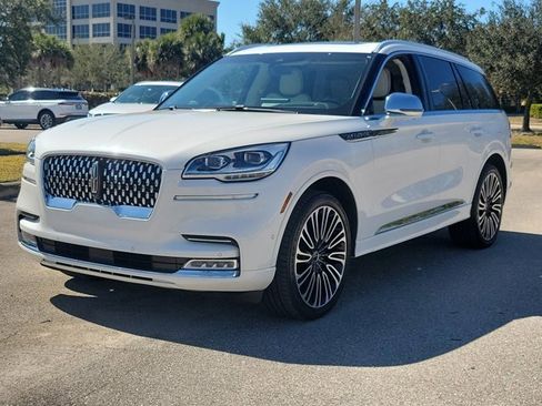 Certified 2022 Lincoln Aviator Black Label w/ Dynamic Handling Package image 3