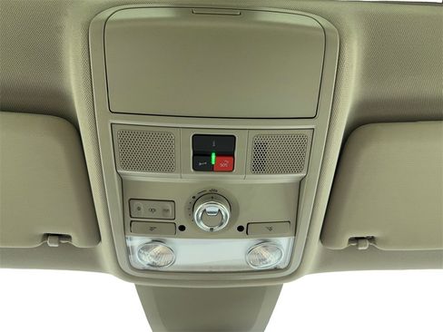 Used 2022 Volkswagen Passat 2.0T SE image 30