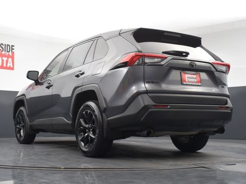 Used 2023 Toyota RAV4 LE FWD image 27
