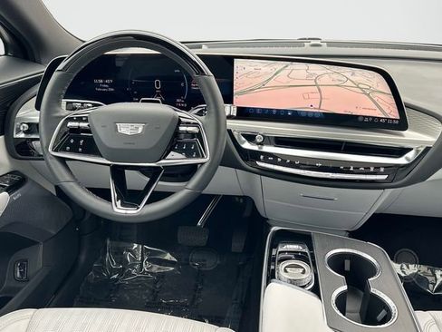 Used 2025 Cadillac Lyriq Sport image 2