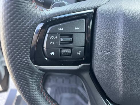 Used 2025 Honda Ridgeline Black Edition image 30