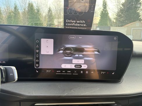 New 2026 Audi Q3 quattro 2.0T image 18